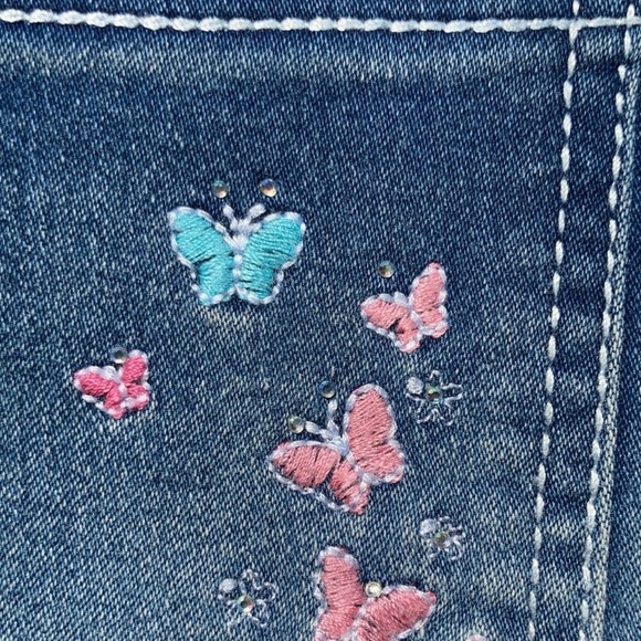 Wallflower embroidered butterfly be you tiful jean short girls 5 - Picture 8 of 17